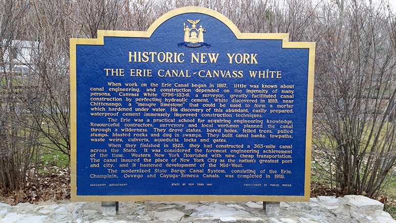 Historic marker along the Erie Canal honoring Canvass White, Manlius Center, Onondaga County, New York (Wikimedia commons)