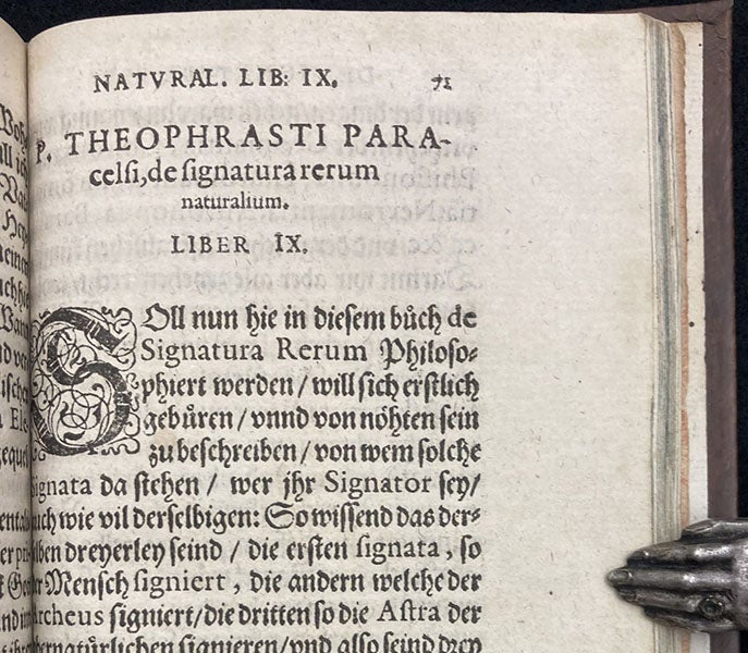 First page of book 9, “De signatura rerum naturalium,” De natvra rervm, by Phillip Theophrastus von Hohenheim, called Paracelsus, p. 71, 1584 (Linda Hall Library)