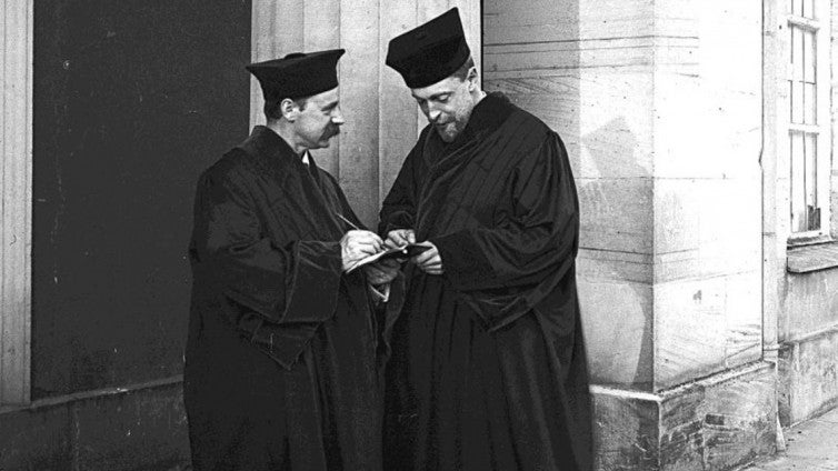 Ejnar Hertzsprung (right) and Karl Schwarzchild, photograph, 1909 (deutschlandfunk.de)