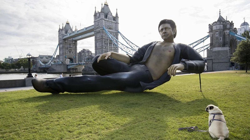 Temporary statue of Ian Malcolm, erected near Tower Bridge on the Thames in London, 2018 (cnn.com)