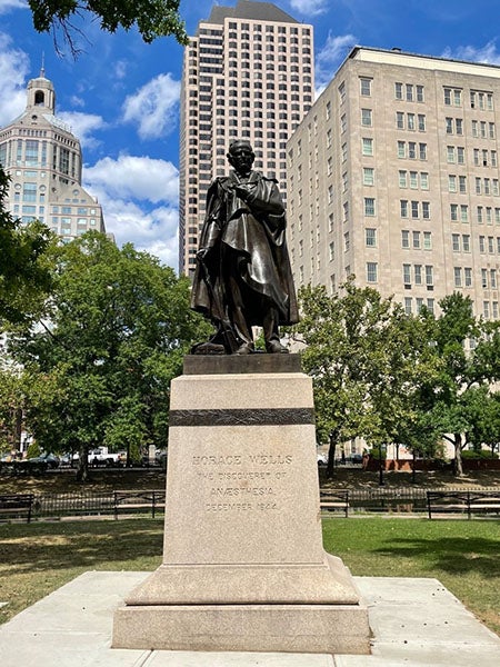 Horace Wells, bronze sculpture by Truman Howe Bartlett, Bushnell Park, Hartford, CT, 1874 (Photograph by the author) 