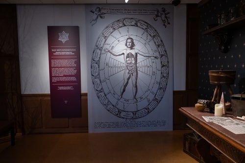 Alchemy Exhibit The Alchemy of Knowledge Exhibition - The Linda Hall