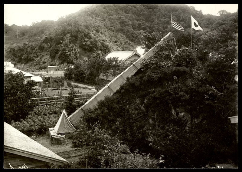 J. M. Schaeberle’s 40-foot camera on Hokkaido Island, Japan, 1896, Lick Observatory archives (digitalcollections.library.ucsc.edu)
