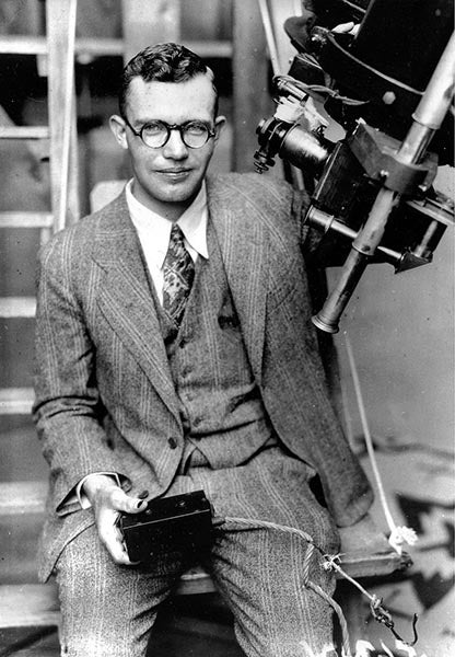 Clyde Tombaugh, photograph at the Lowell Observatory, ca 1930 (AP via macleans.ca)