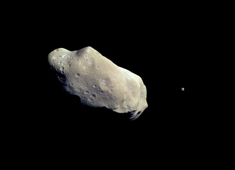The asteroid 243 Ida, with its newly-discovery moon Dactyl, photograph by the Galileo spacecraft, Aug. 28, 1993 (Wikimedia commons)
