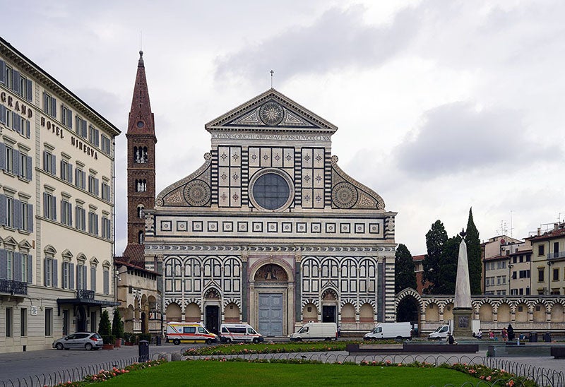 Façade of the Dominican church of Santa Maria Novella in Florence, designed by Leon Battista Alberti, 1455-1470, with medieval decoration but based on Pythagorean proportions that define the new Renaissance style (Wikimedia commons)
