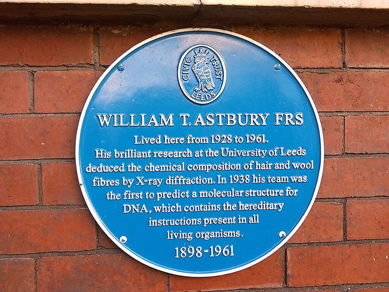 Blue plaque on the home of William T. Astbury in Leeds (Wikimedia commons)