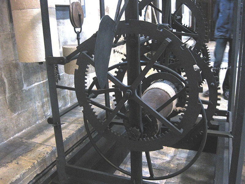 Striking chain of the Salisbury Clock, recent photograph (Wikimedia commons)
