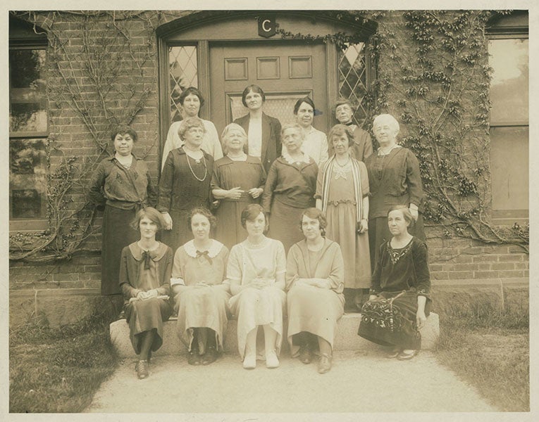 Group photo of 3 generations of Harvard women astronomers; Cecilia Payne is in the back row, centered on the door, 1925 (Harvard University Archives, courtesy of Tom Fine)