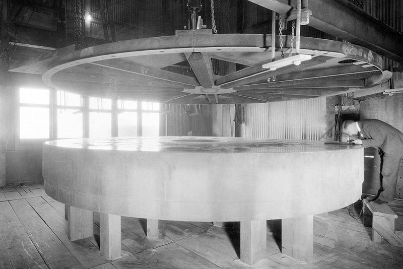 Palomar 200-inch Pyrex blank after annealing, 1935, photograph, Corning Museum of Glass (https://sites.astro.caltech.edu)