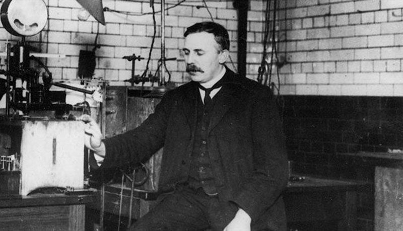 Ernest Rutherford at the University of Manchester, photograph, ca 1911 (visitmanchester.com)