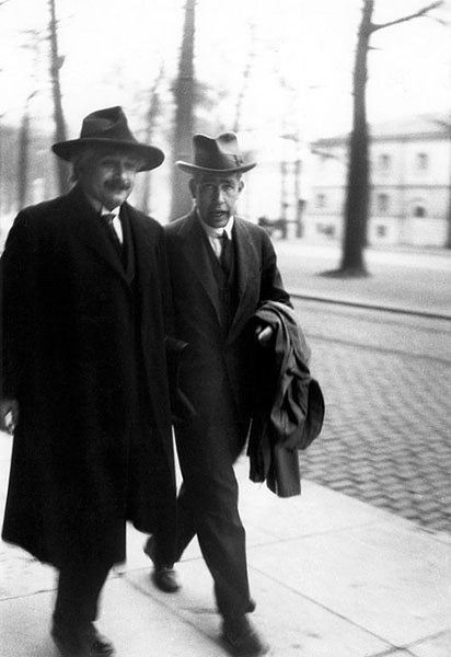 Albert Einstein and Niels Bohr, Solvay Conference, Brussels 1930 (Wikimedia commons)