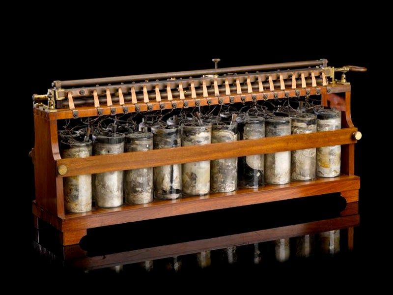 Planté lead-acid battery, ca 1860 (Science Museum, London)