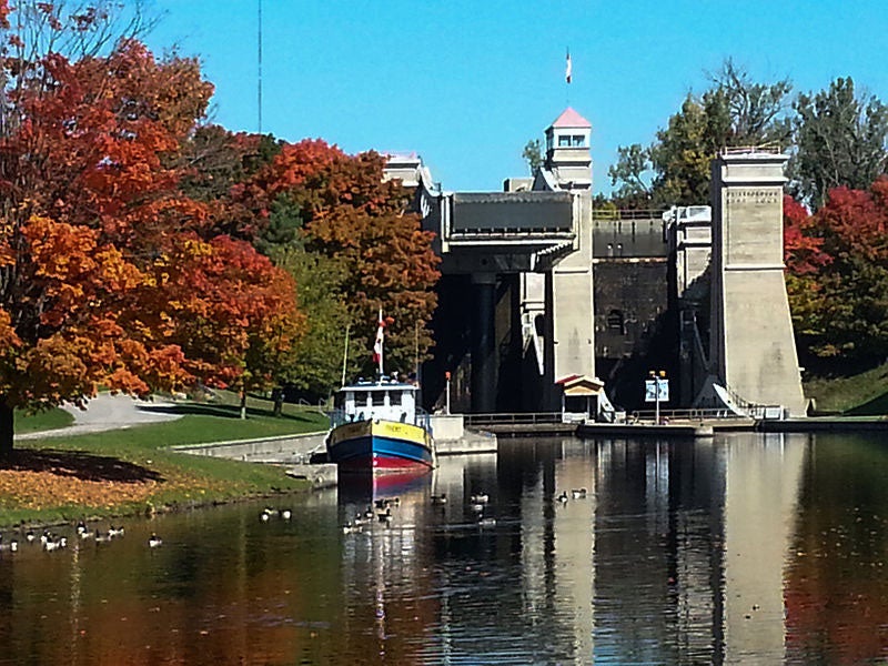 Modern view of the Peterborough Lift Lock, photograph (Wikimedia commons)
