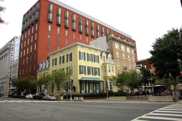 The Dolley Madison House (in yellow) on Lafayette Square in Washington, D.C., first headquarters for NASA in 1958, photograph (Wikimedia commons)
