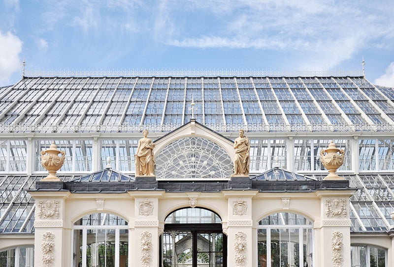 Entrance to Temperate House, Kew Gardens, London, after renovation, photograph, 2018 (thespaces.com)