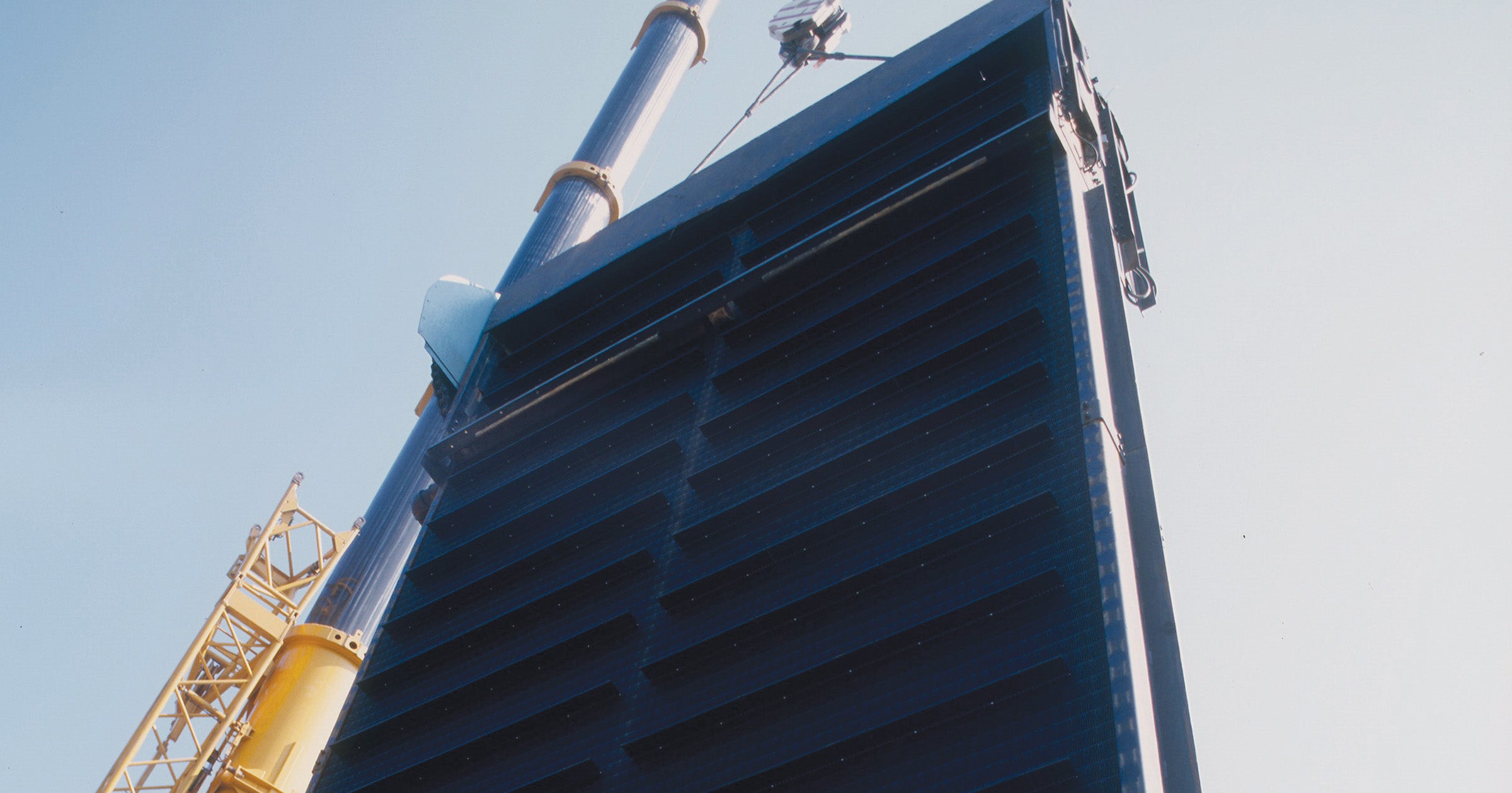 Hydrolox waterscreen being lifted up by a crane