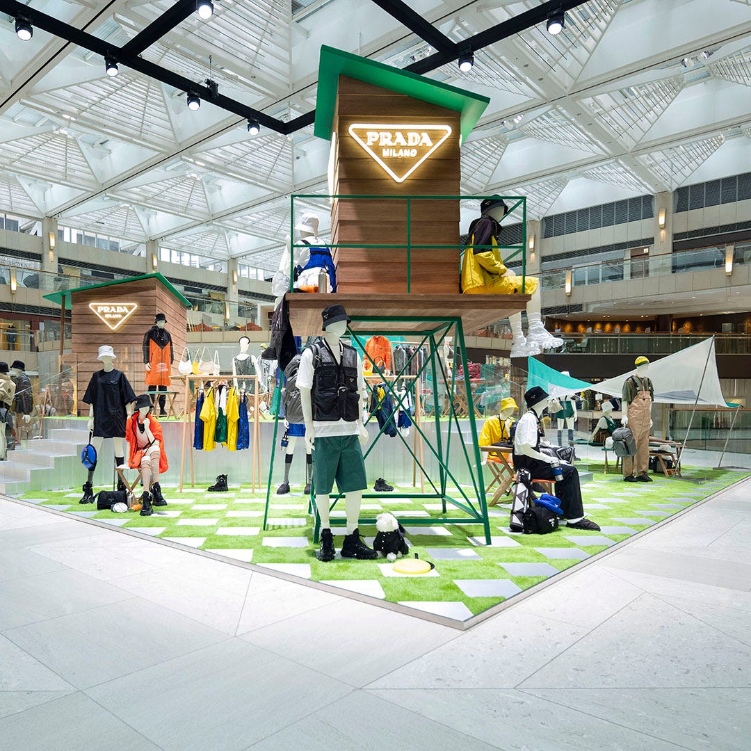 Complimentary Valet Parking LANDMARK