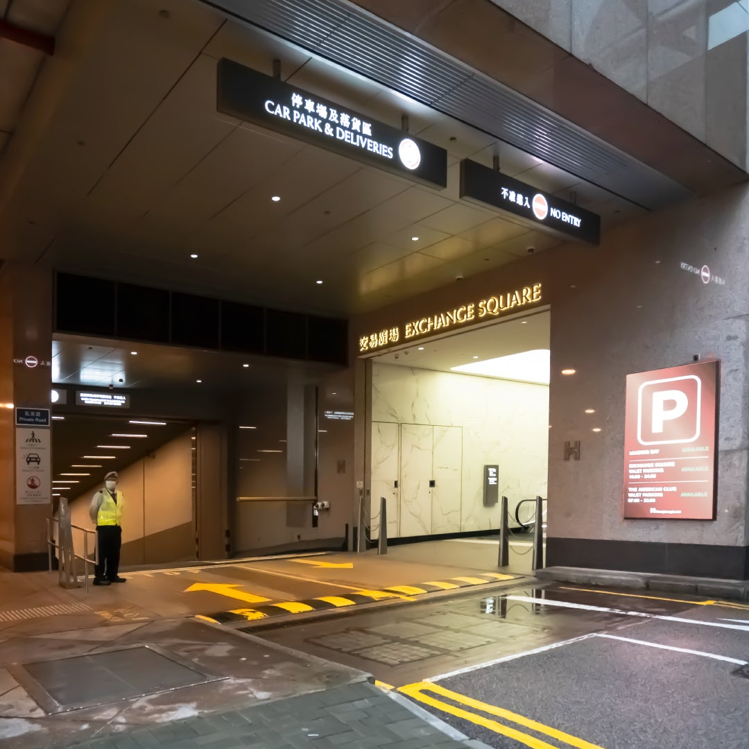 Valet Parking LANDMARK