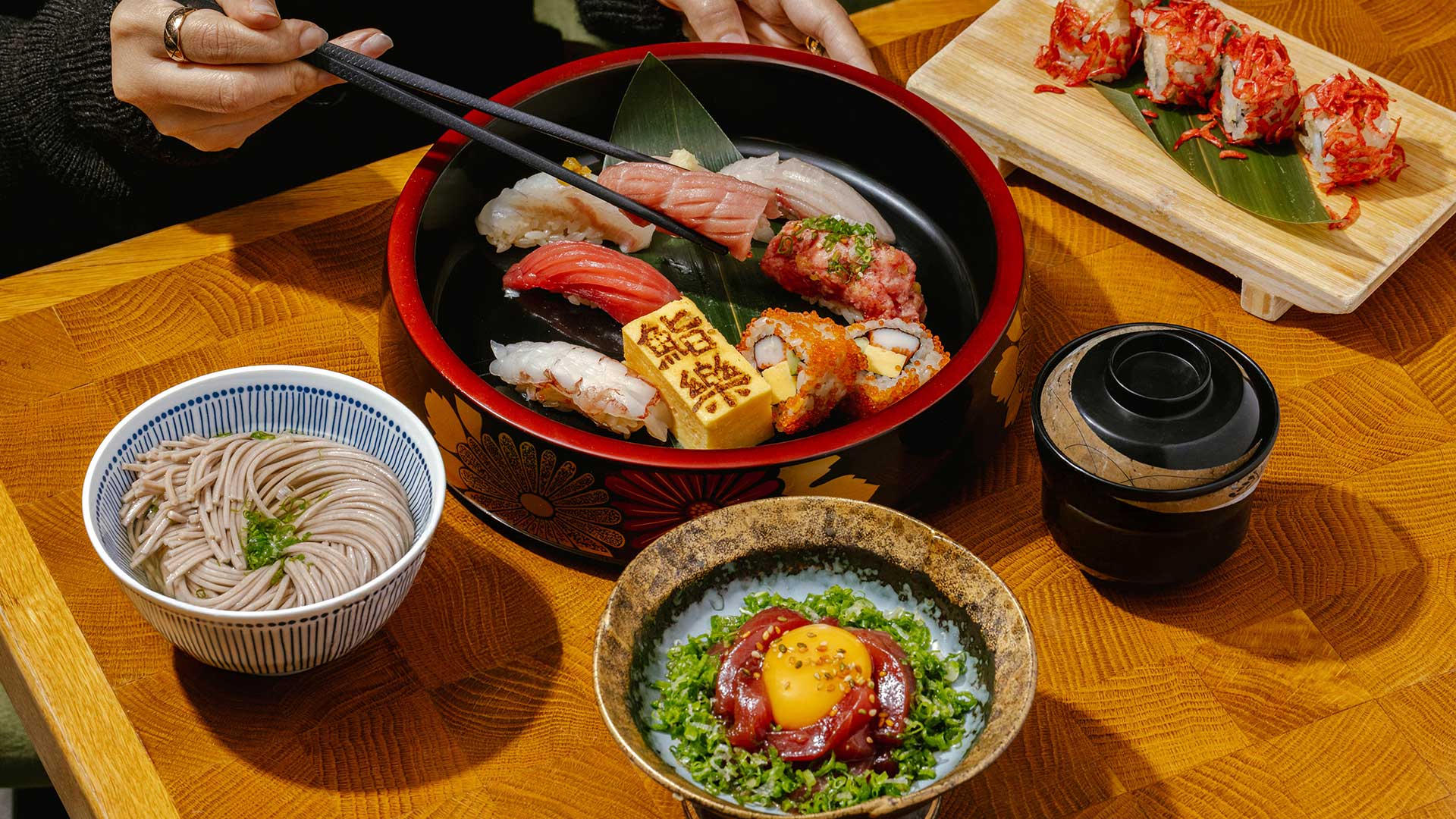 Racki Rushi Sushi Raku | LANDMARK