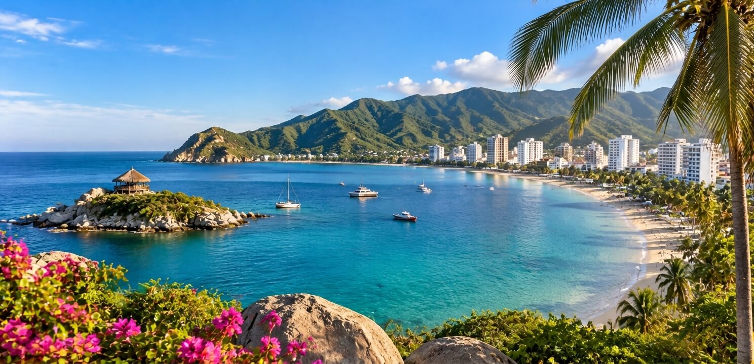 Bahía de Santa Marta, Colombia, con playas caribeñas, montañas, mar turquesa y paisaje costero.