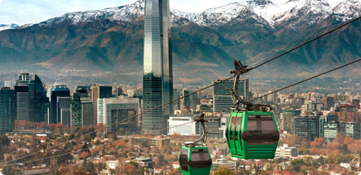 Teleférico de Santiago, vista de la Cordillera y el Costanera.