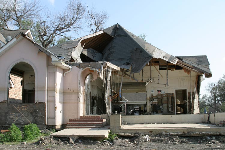 Destroyed Home after hurricane. What to do after a hurricane in South Carolina.
