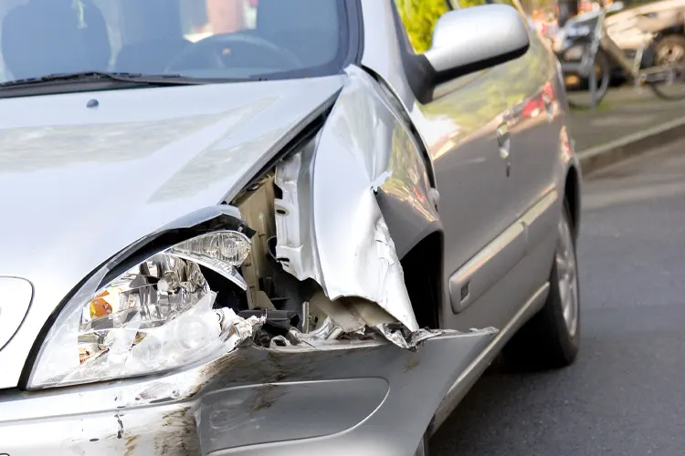 Neighbor Tree Falls on Your Illinois Home Covered? Independent Agents