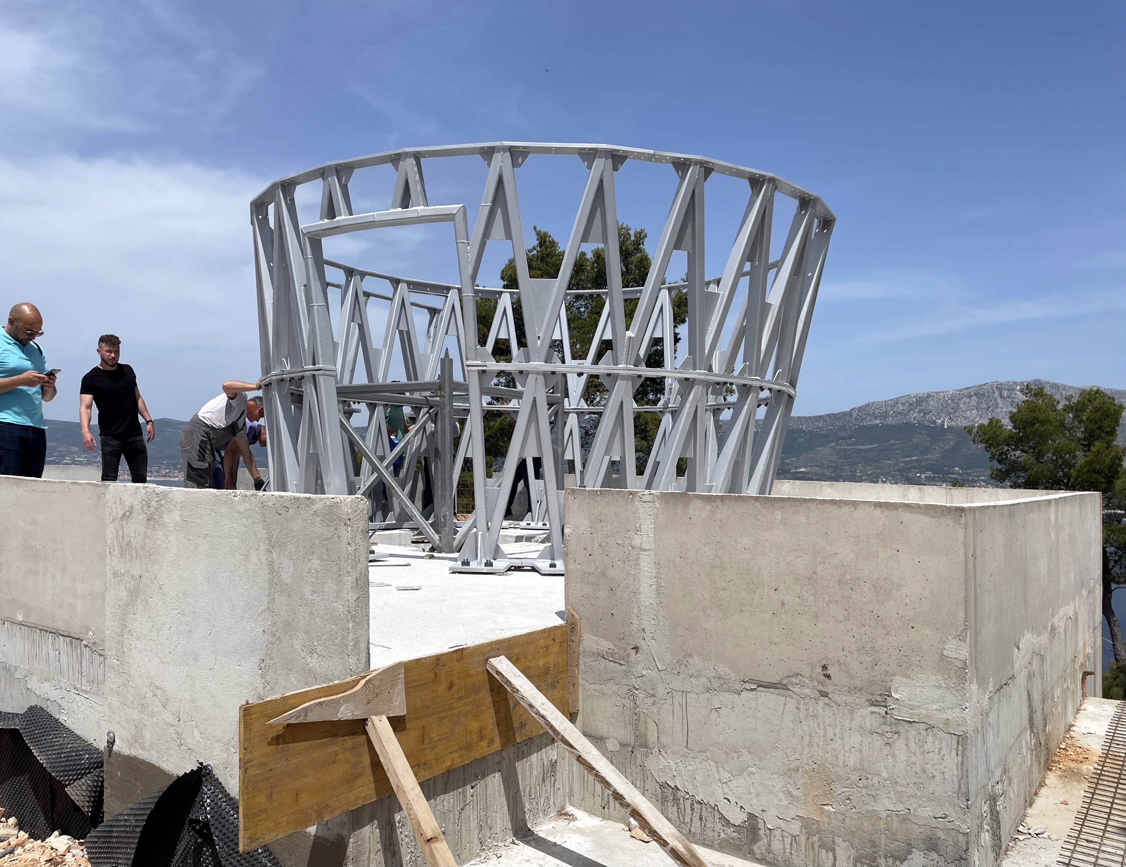 Base segment installation