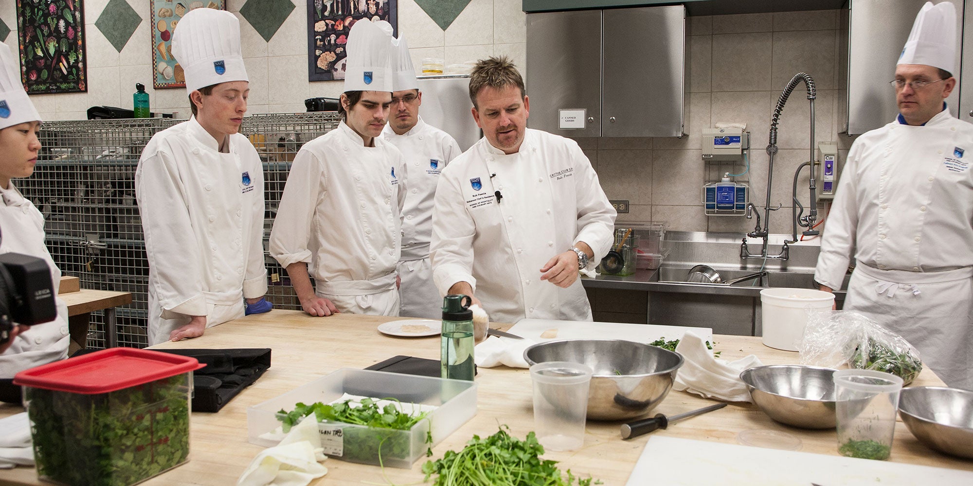 rob-feenie-visits-nait-as-first-hokanson-chef-in-residence-aHR0cHM6.jpg