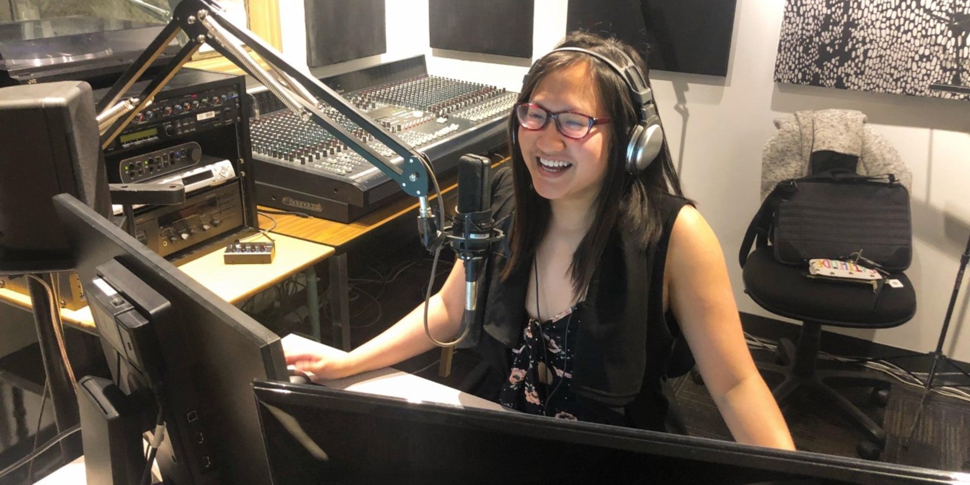 how-to-make-a-successful-podcast-aHR0cHM6.jpg