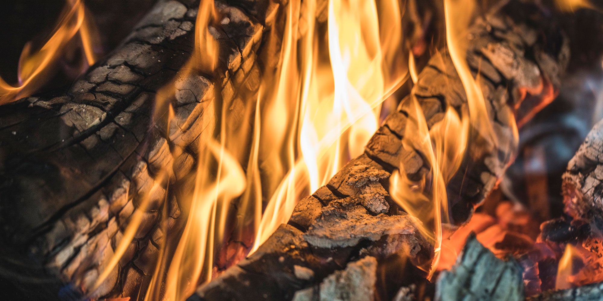 how-to-build-a-backcountry-campfire-aHR0cHM6.jpg