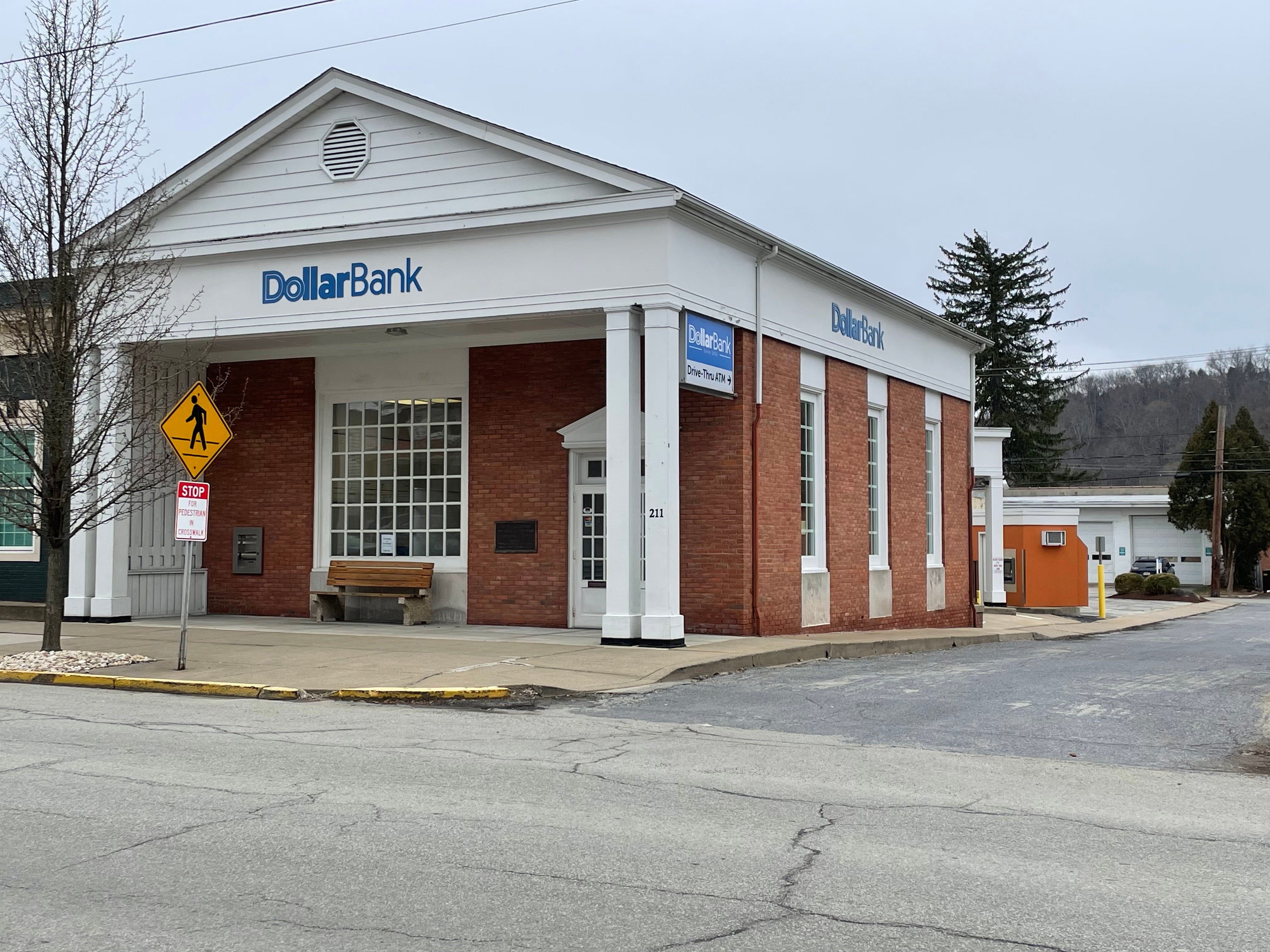 Ligonier Office Ligonier, PA Dollar Bank