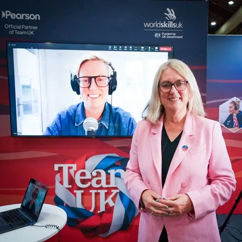 Rt Hon Baroness Jacqui Smith and Steph McGovern