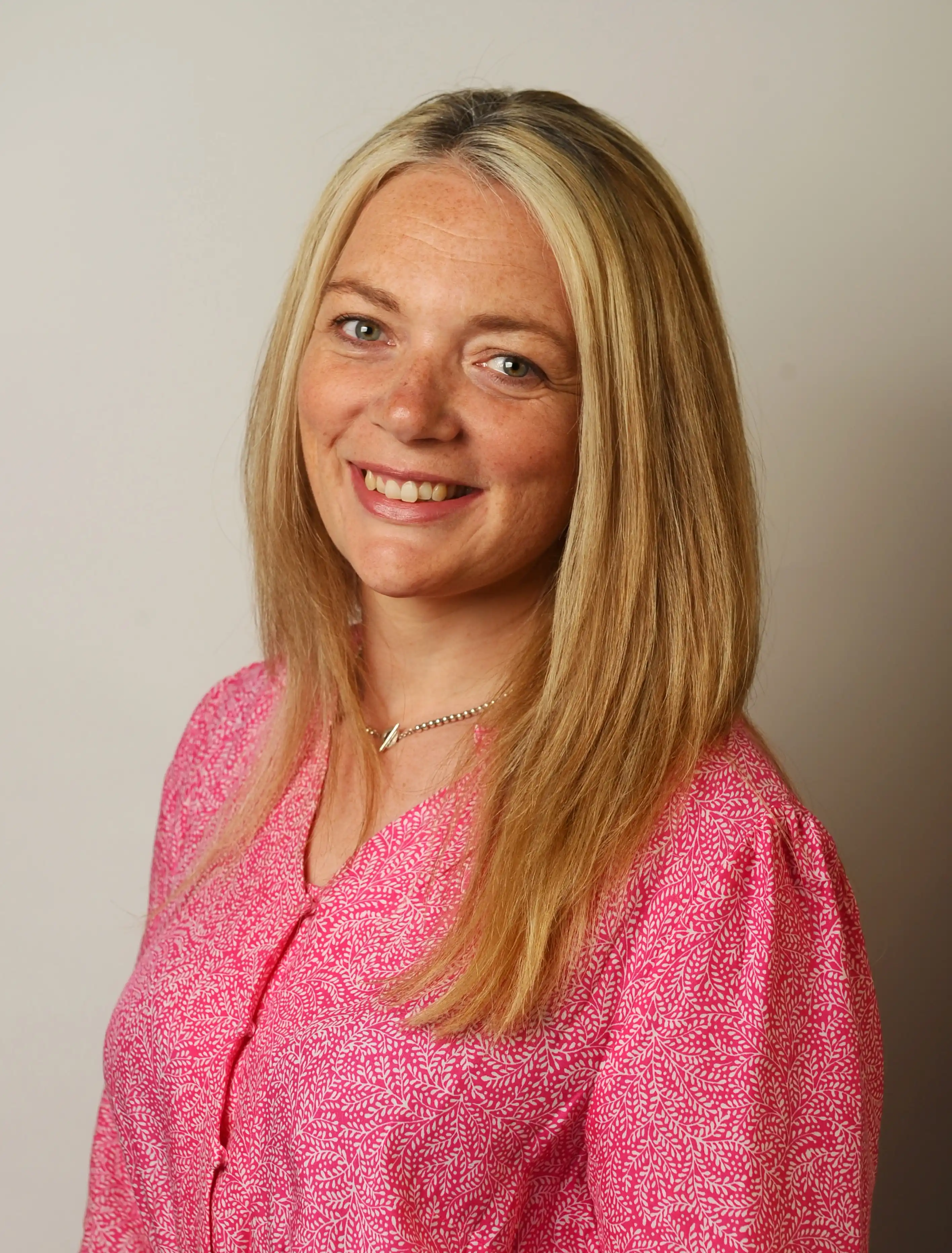 Image of Elinor Wallace