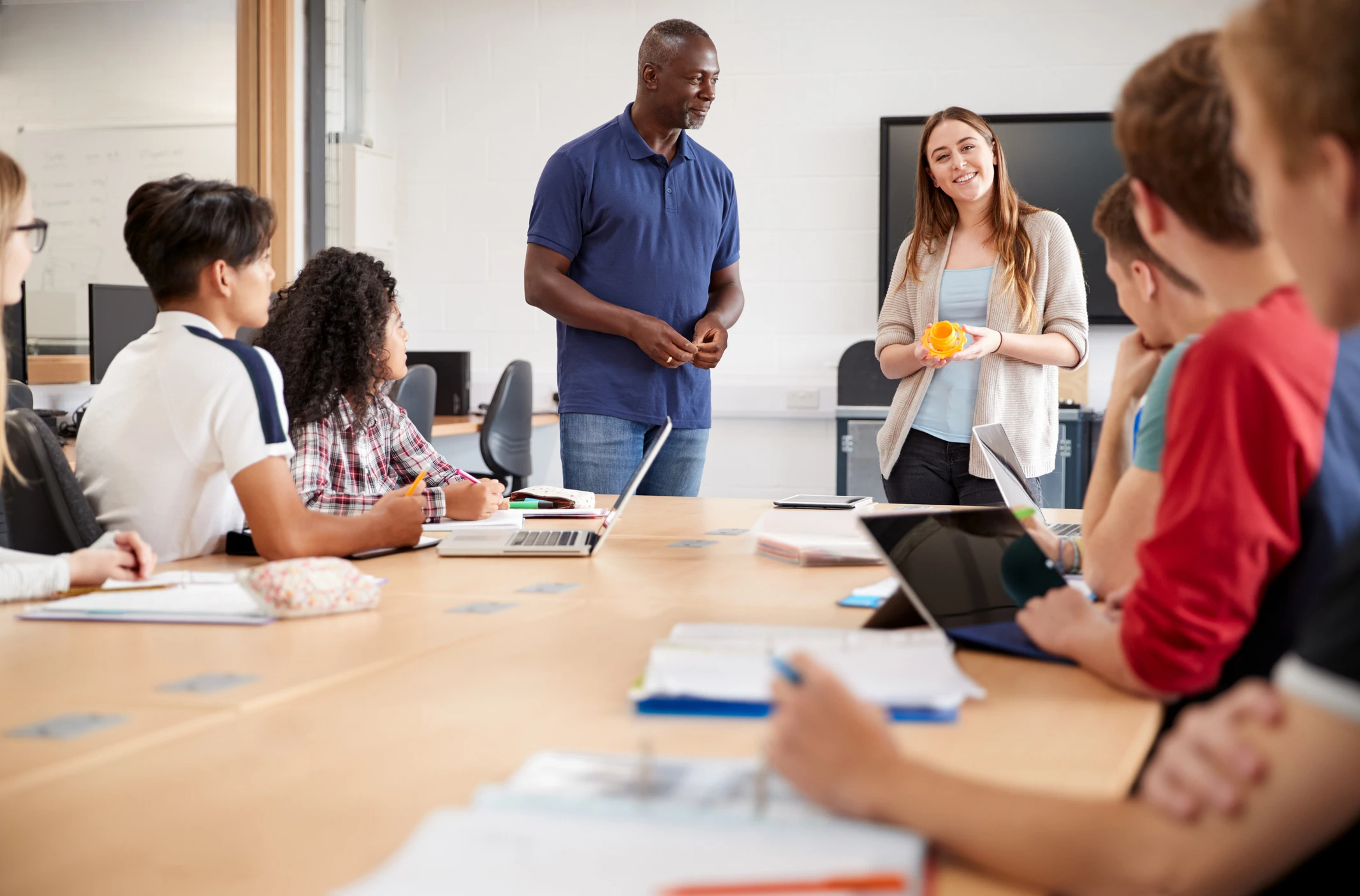 A student presents to class with the tutor