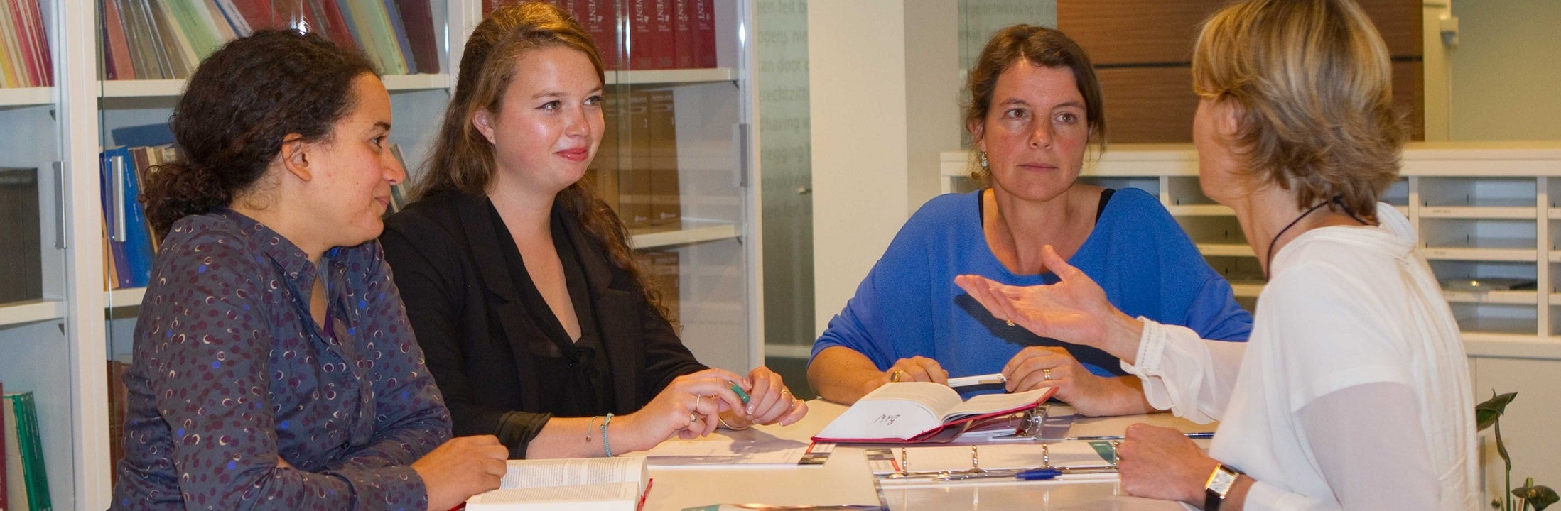 Vier juristen in gesprek