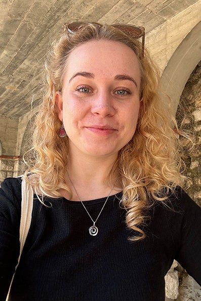 Portrait Romy de Vos