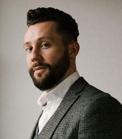 Portret Jeffrey van Nuland