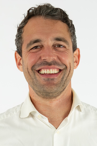 Portrait photo of Sascha Struijs