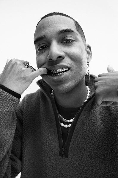 picture of rapper and singer sor
