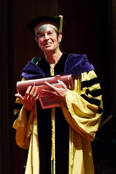 Uitreiking van het eredoctoraat van de Vrije Universiteit Amsterdam aan Helen Longino in 2012. 