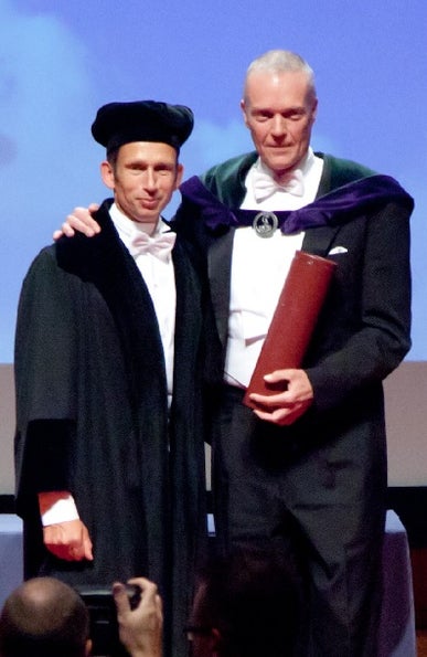 Uitreiking van het eredoctoraat van de Vrije Universiteit Amsterdam aan Peter Kapitein in 2012. 
