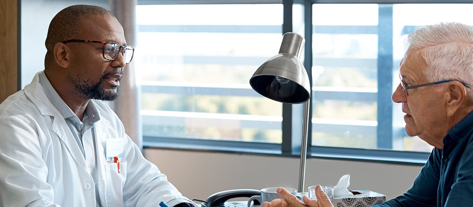 arts en patient in gesprek