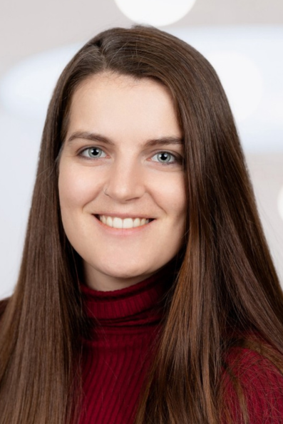 Jorine Geertsema positioned in front of a white background.