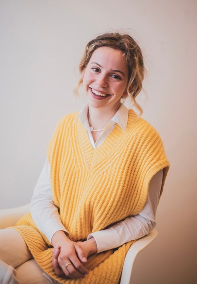 Foto van lachende Lieve van Hengel