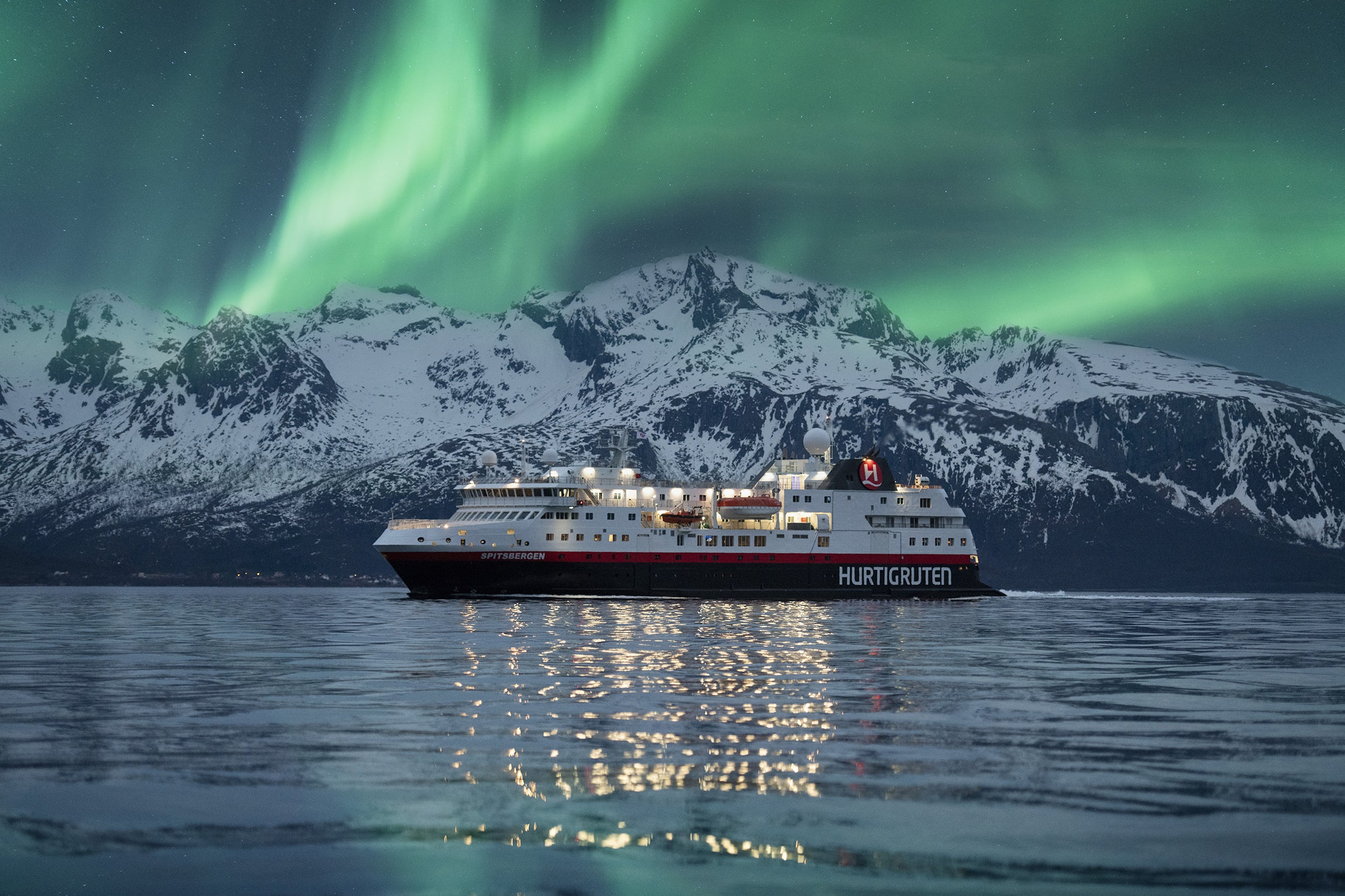 Hurtigruten Deals, Prices & Itineraries | Cruiseco