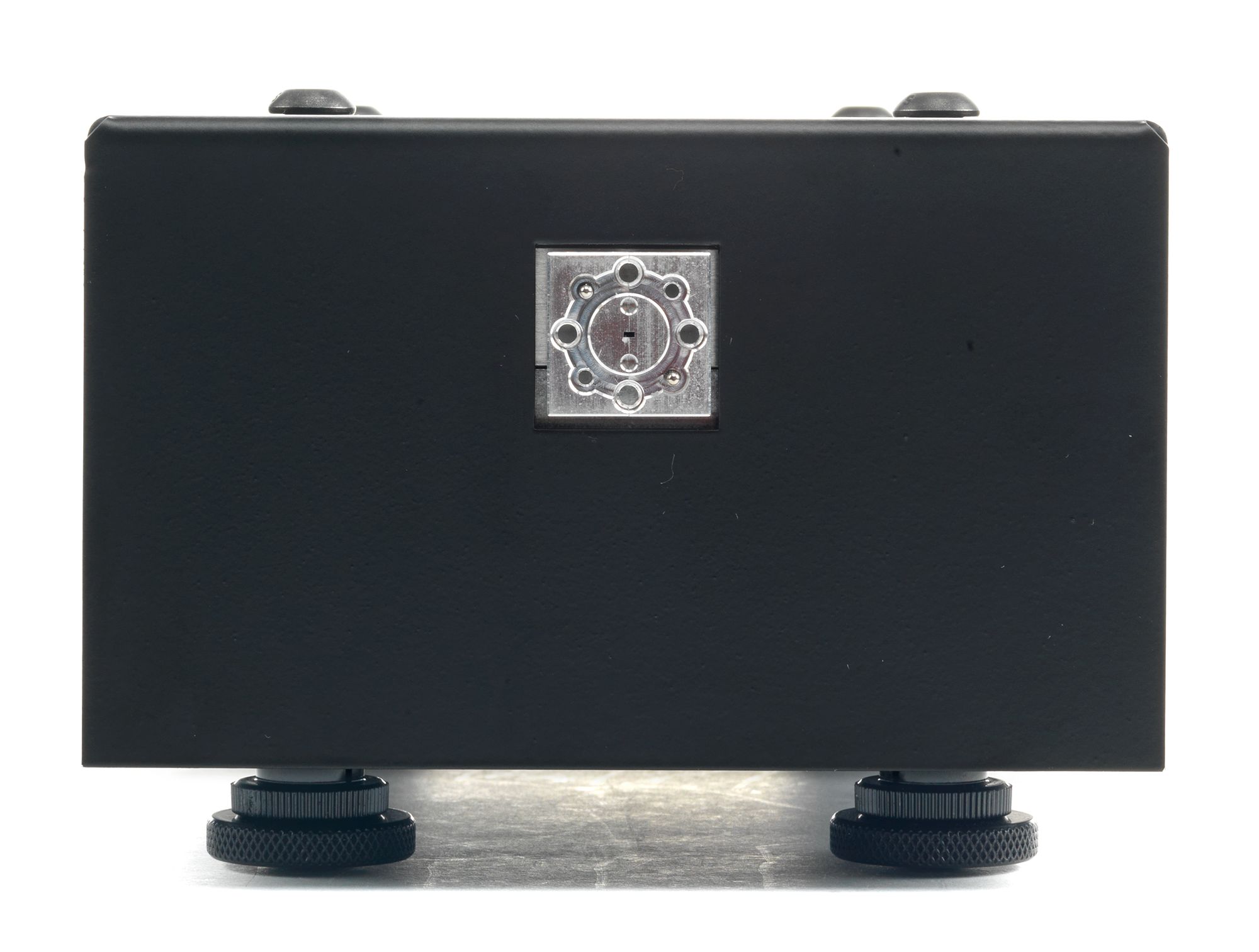 Picture of a Keysight Technologies E8257DV15