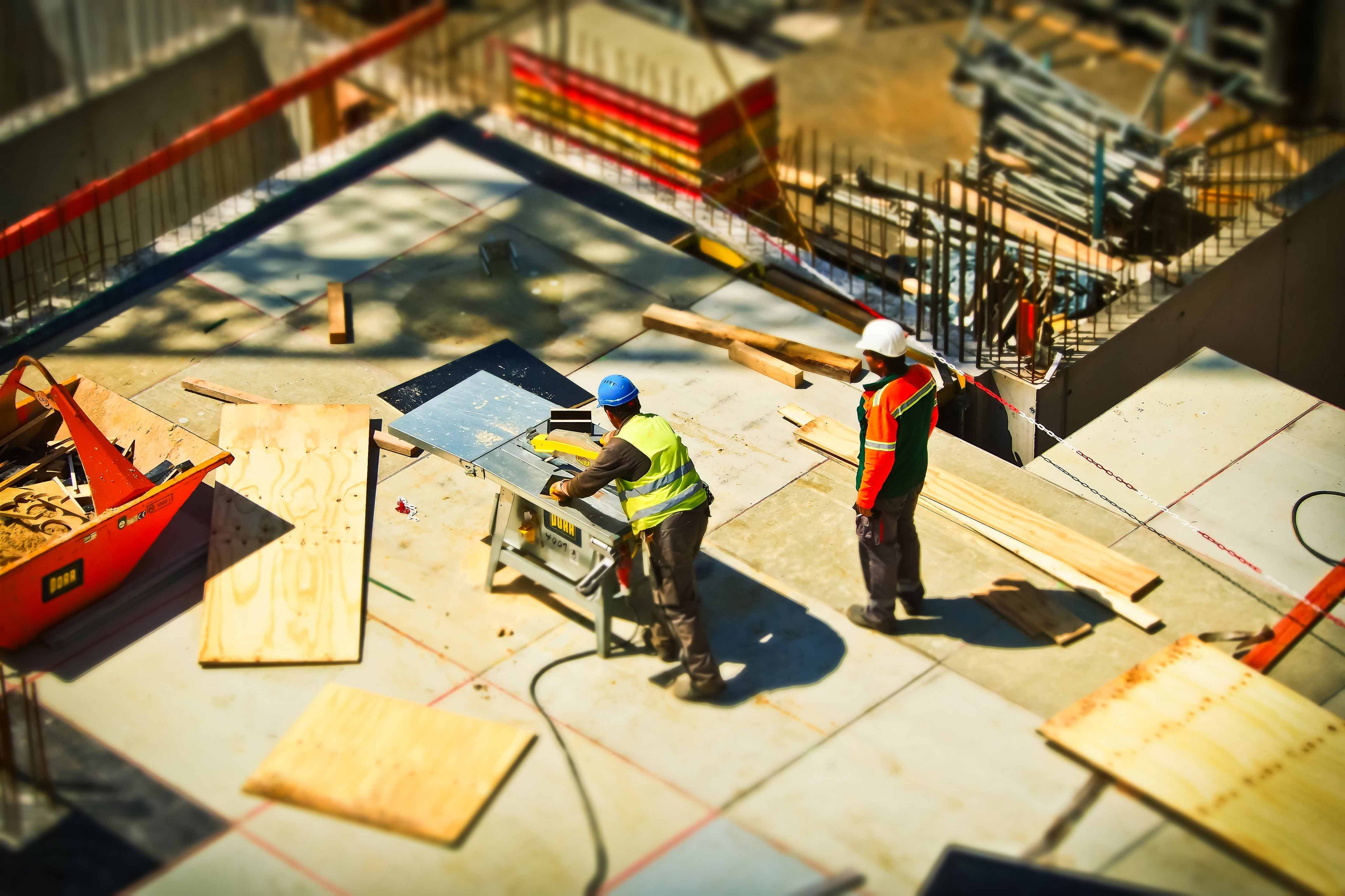 Weekend work authorised by COVID-19 Planning Response Order: What the change means for existing construction contracts