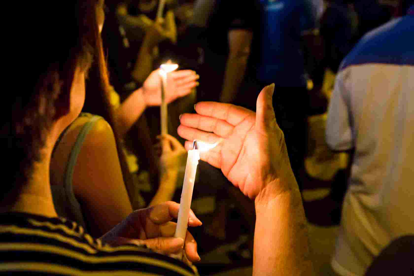 iStock-643083090_smaller_candlight_B.jpg